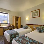 B&B Hotel Paris 17 Batignolles