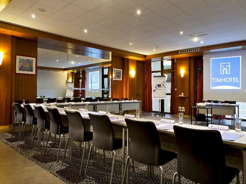 17 Batignolles Hotel