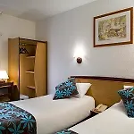 17 Batignolles 3* Paris