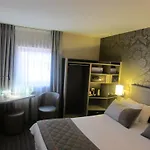 17 Batignolles 3* Paris