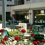 Hotel 17 Batignolles Paris