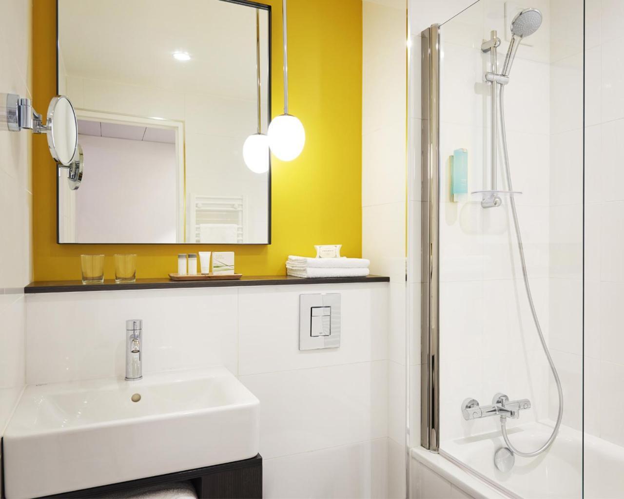 Hotel 17 Batignolles 3*