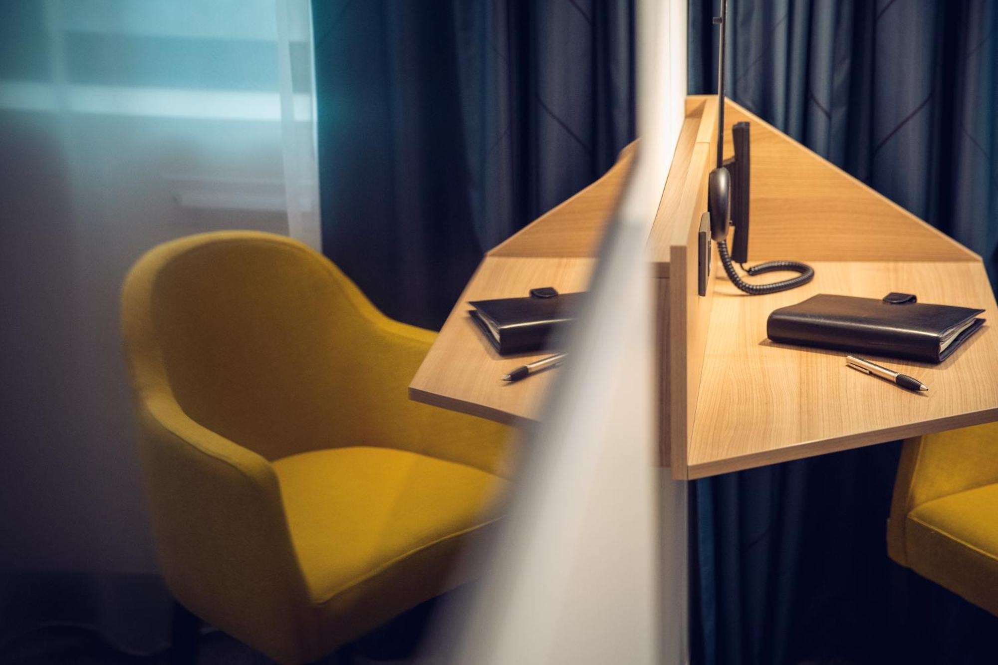 17 Batignolles Paris